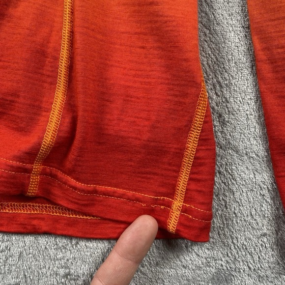 Icebreaker Shirt Womens M BodyFit+ 200 100% Merino Wool V Neck Long Sleeve Ombre - Picture 2 of 13